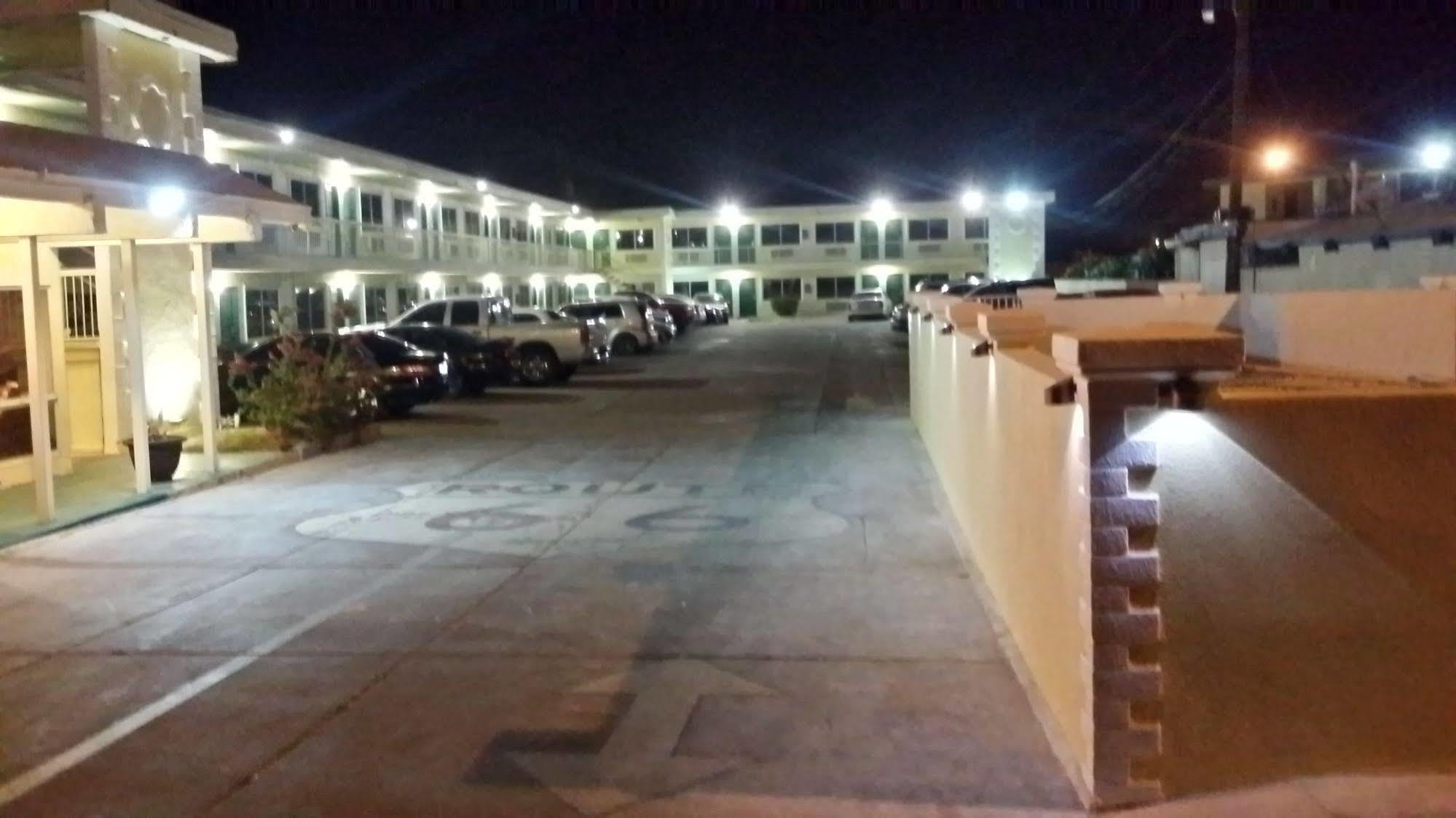 Desert Mirage Inn&Suites Needles Exterior foto